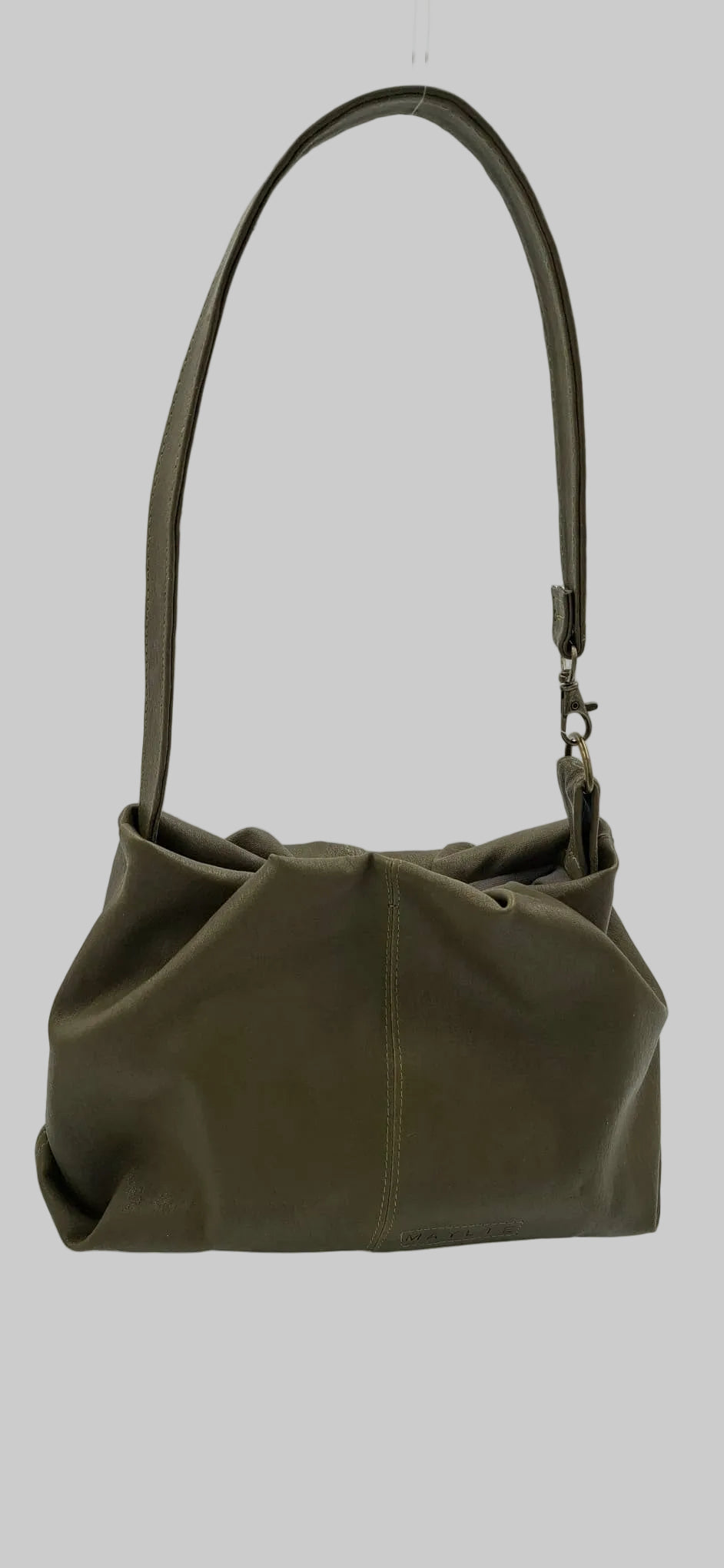 Ember in olive