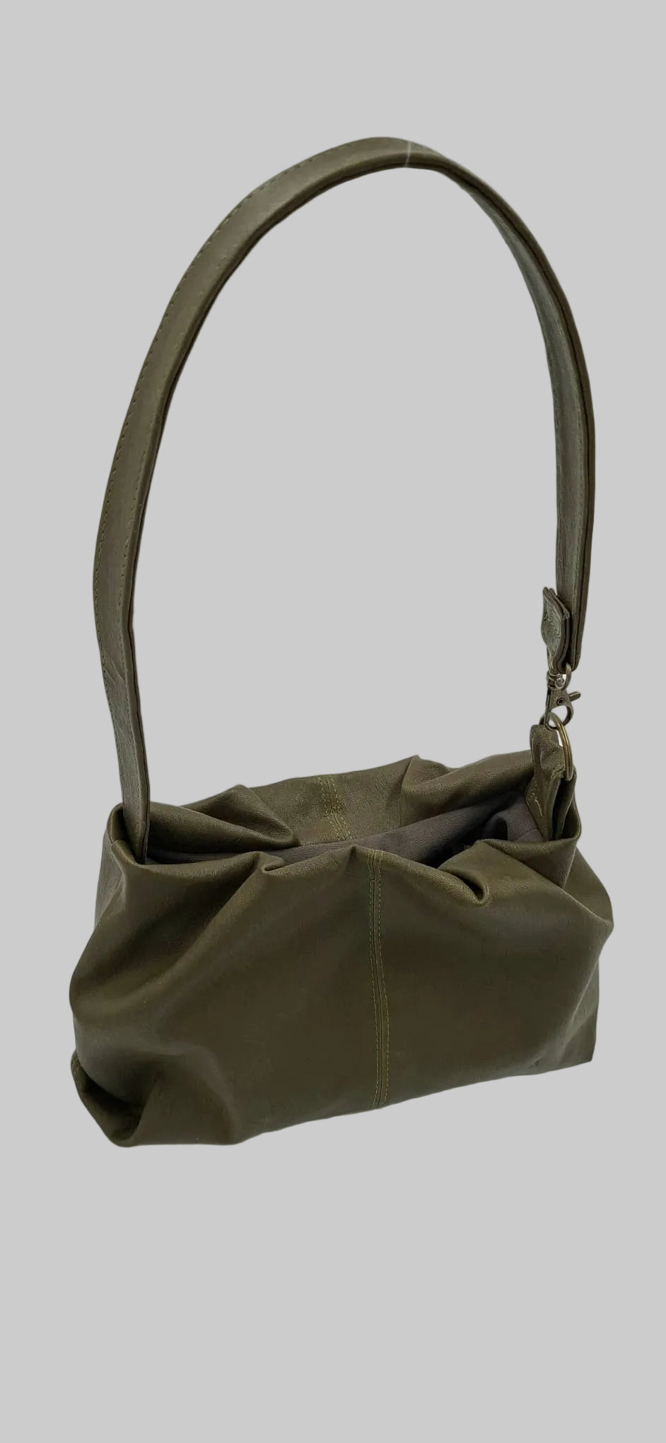 Ember in olive